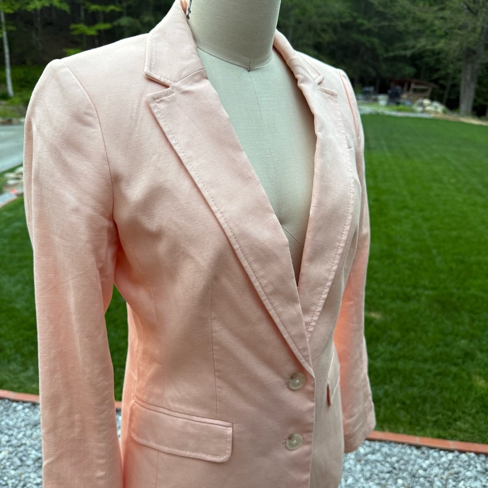 Banana Republic Blush Linen Blazer with Structured Shoulders Size 2